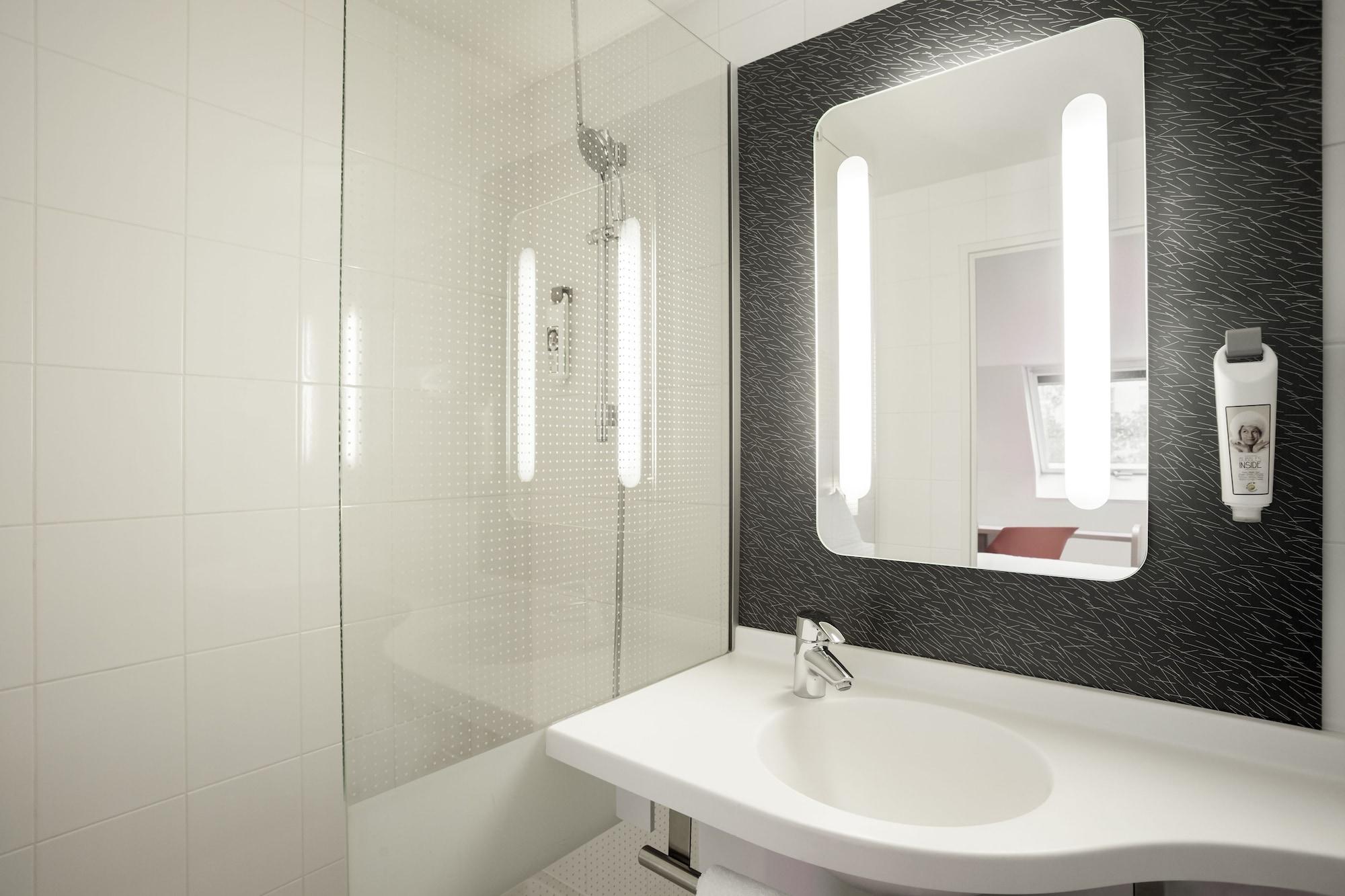 B&B Hotel Orly Rungis Aeroport 3 Etoiles Εξωτερικό φωτογραφία