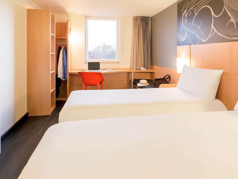 B&B Hotel Orly Rungis Aeroport 3 Etoiles Εξωτερικό φωτογραφία